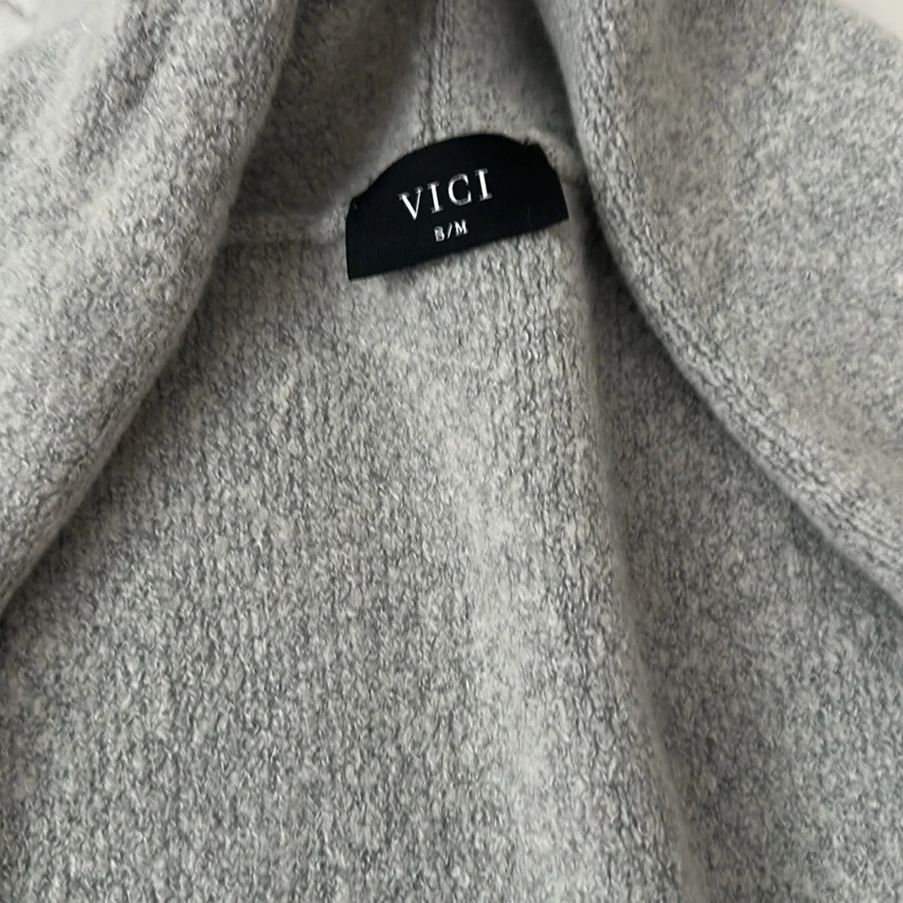 Vici Cozy oversized Gray Women's cardigan Sweater - Picture 2 of 3